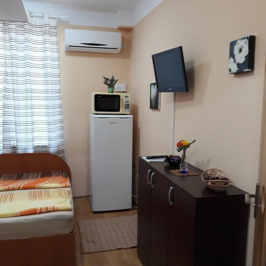 7 Vise Studio Apartman Galac Kültér fotó