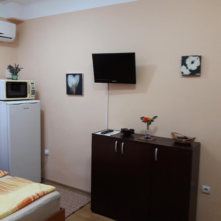 7 Vise Studio Apartman Galac Kültér fotó
